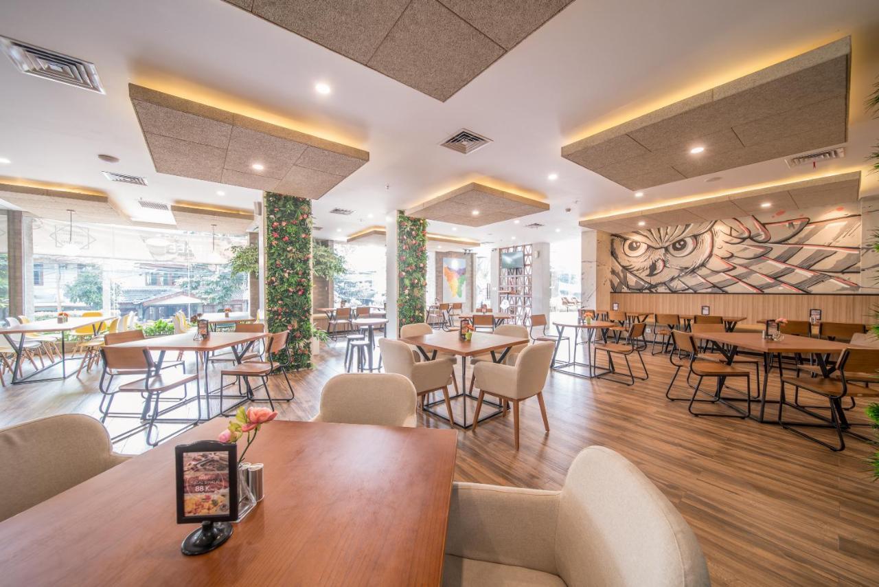 All Nite & Day Kebon Jeruk Jakarta Exterior photo