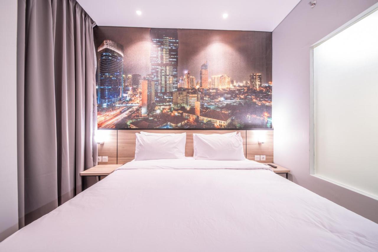 All Nite & Day Kebon Jeruk Jakarta Exterior photo