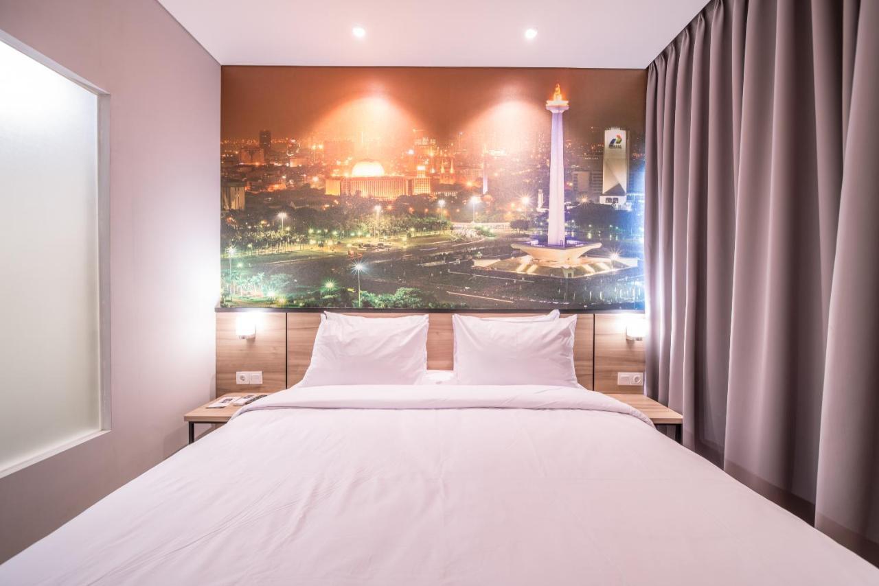 All Nite & Day Kebon Jeruk Jakarta Exterior photo
