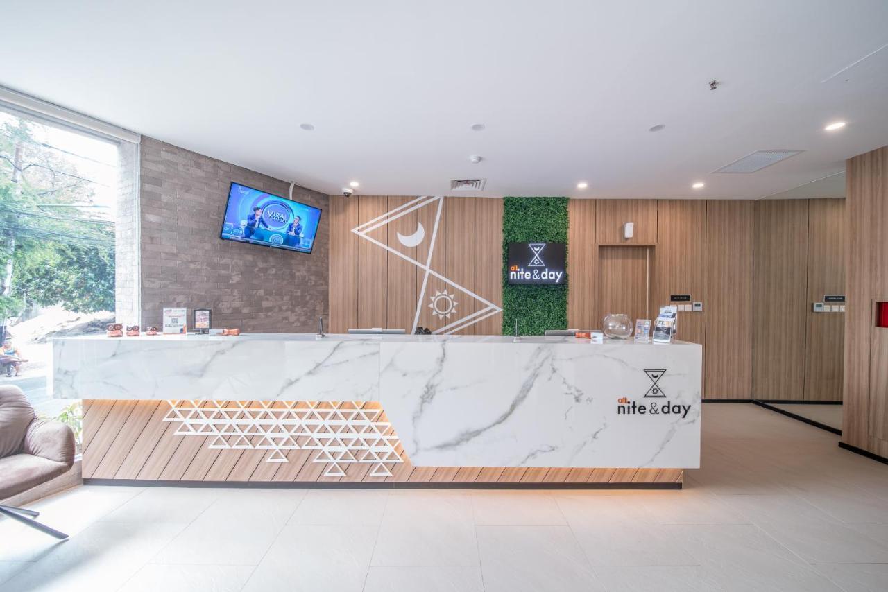 All Nite & Day Kebon Jeruk Jakarta Exterior photo